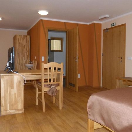 Guest House Eco Vila Mila Rogaška Slatina Szoba fotó
